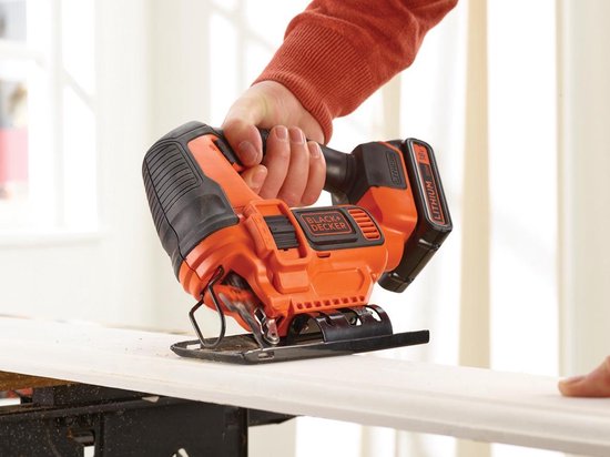 BLACK+DECKER BDCJS18N-XJ Pendeldecoupeerzaag