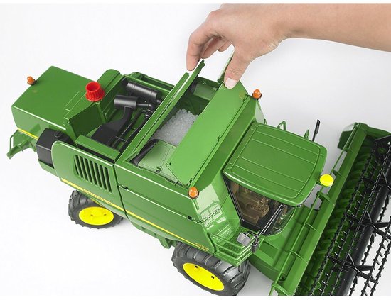 Bruder John Deere T670i Harvester - Gedetailleerde maaidorser - 2132